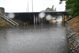 Ulewy w Lubuskiem. Ludzie dzwonili po pomoc. Strażacy otrzymali blisko 300 zgłoszeń. Najgorzej było w Zielonej Górze i powiecie słubickim