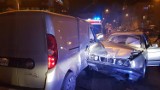 Wypadek na Piotrkowskiej w Łodzi. Dwie osoby poszkodowane [ZDJĘCIA,FILM]