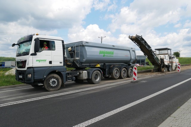 Firma Pavimental Polska remontuje m.in. autostradę A4