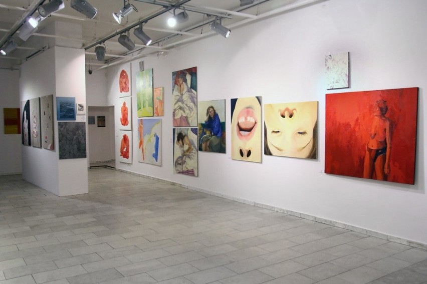 Jeszcze tylko przez miesiąc możesz obejrzeć malarstwo młodych w Galerii Sztuki w Legnicy ZDJĘCIA