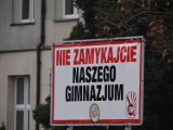 Nauczyciele protestują przeciw likwidacji gimnazjów