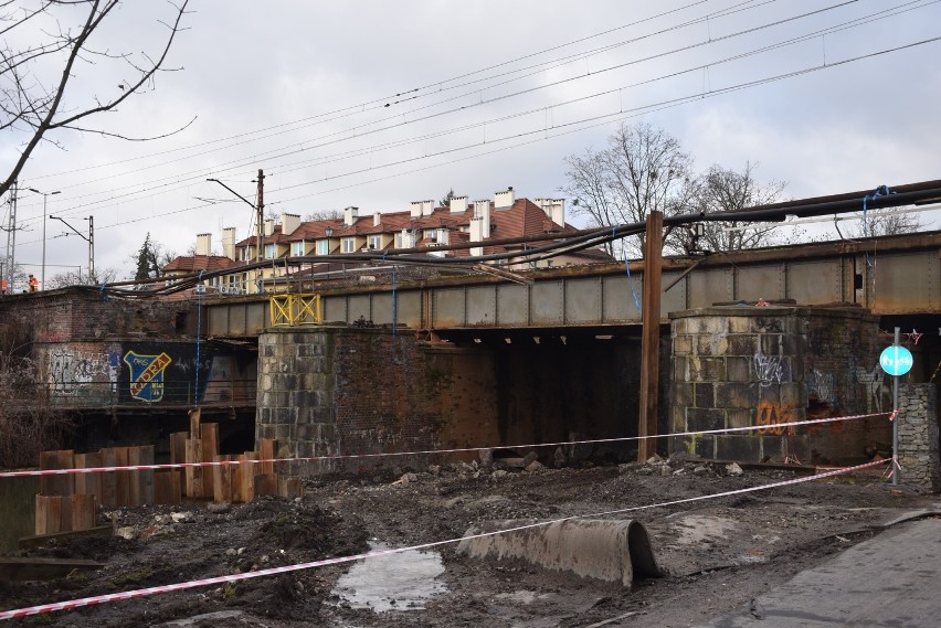 Ruszył też remont mostów nad Młynówką w Opolu.