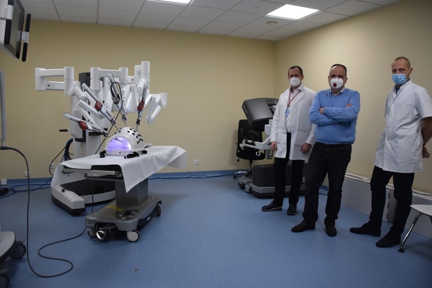 Robot da Vinci ma służyć pacjentom z oddziałów: urologii,...