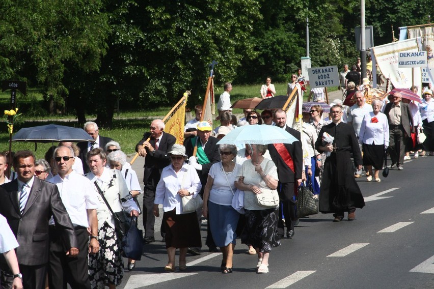 Święto Eucharystii. Procesja przeszła ulicami Łodzi