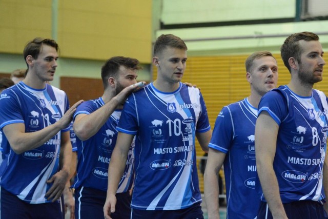 Bartłomiej Bołądź (nr 10) grał przez trzy sezony w Ślepsku Suwałki. Latem przeniesie się do Trefla Gdańsk