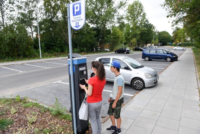 Parking przy Gregorkiewicza ma zostać włączony w system informowania o wolnych miejscach postojowych