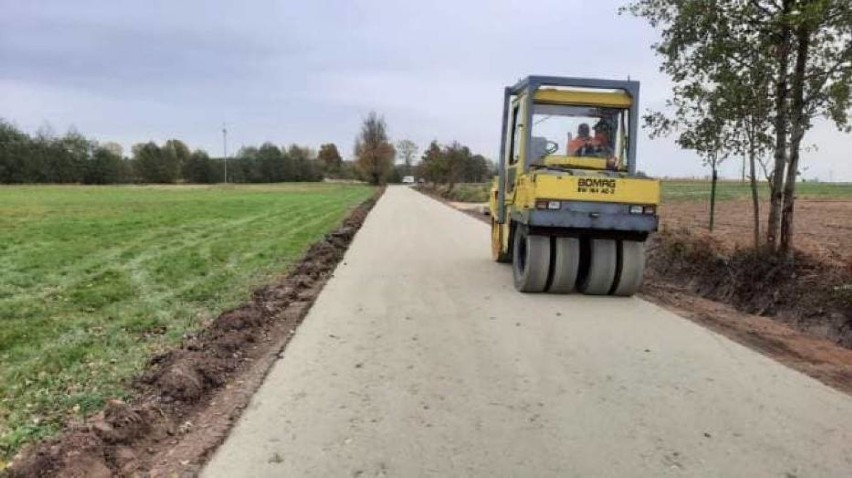 Gminy powiatu pleszewskiego na przebudowę dróg dojazdowych do pól otrzymały w sumie ponad 600 tys. zł