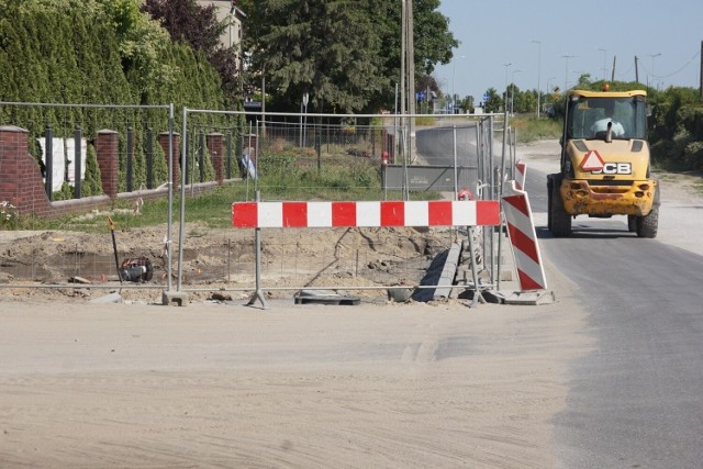 Z powodu prac drogowych na kilka dni zamknięty zostanie dla ruchu pojazdów odcinek ul. Szymborskiej w Inowrocławiu, pomiędzy Nową a Miechowicką. Mieszkańcy będa mieli zapewniony dojazd do posesji