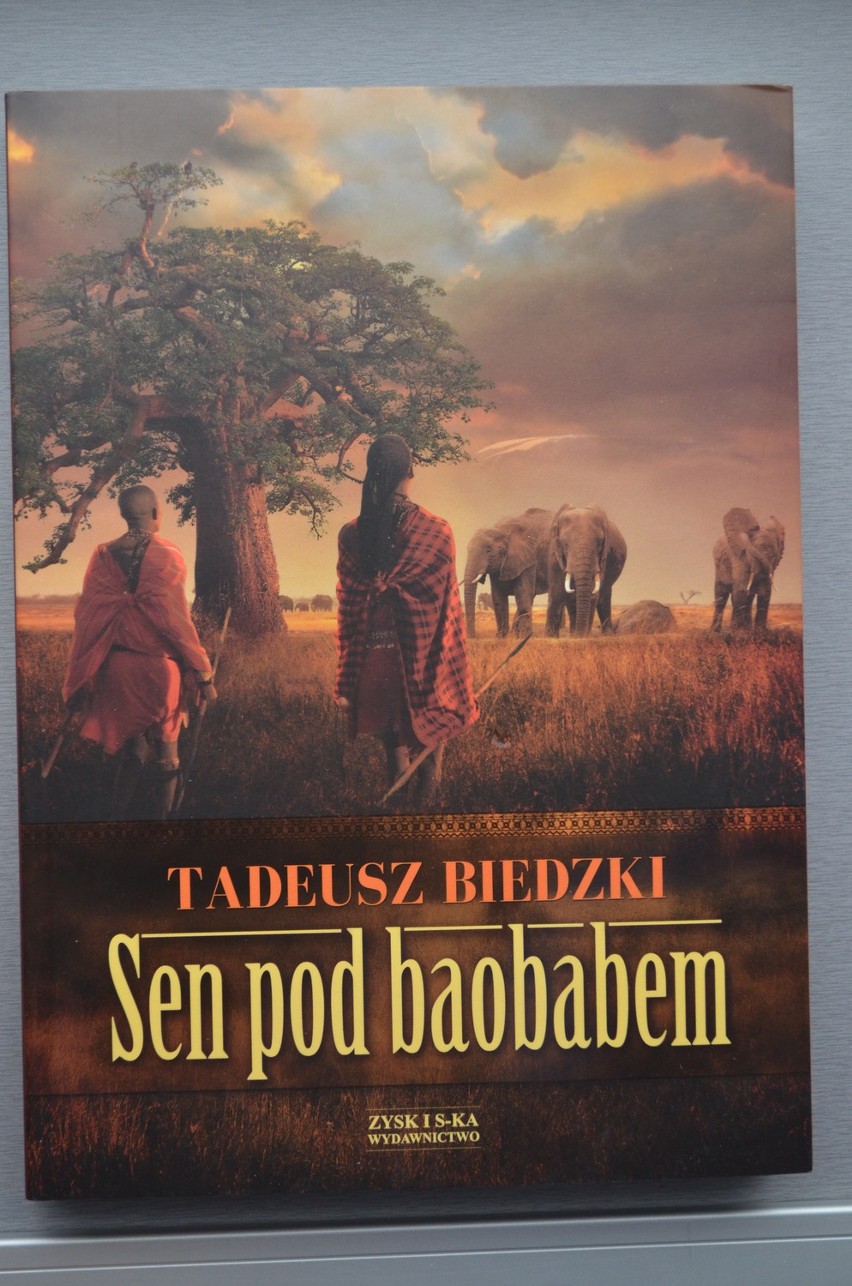 Wygraj książkę &quot;Sen pod baobabem&quot; Tadeusza Biedzkiego [WYNIKI]
