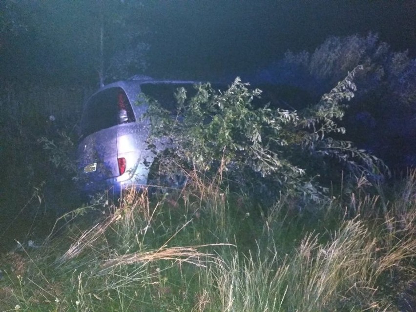 NA SYGNALE: Groźny wypadek na drodze powiatowej Wilkowyja-Radlin [ZDJĘCIA]