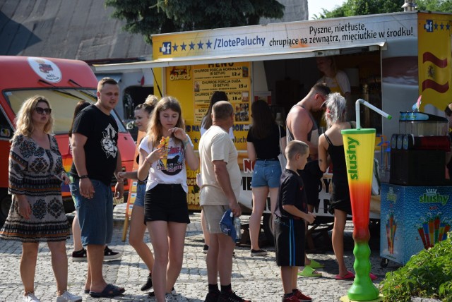 Zeszłoroczny zlot food trucków na Rynku w Kraśniku przyciągnął wielu mieszkańców