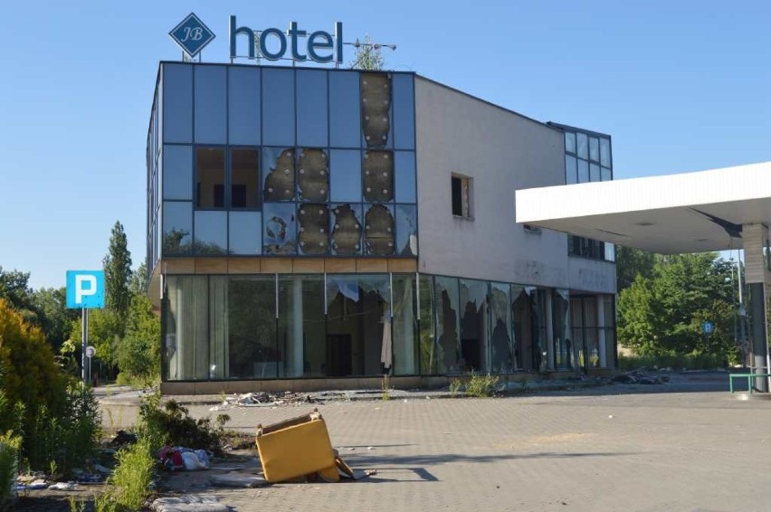 Zrujnowany hotel JB wizytówką Nowej Huty? [ZDJĘCIA]