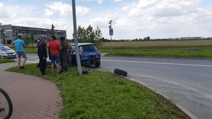 W okolicy skrzyżowania Pileckiego i Orłowskiej w...