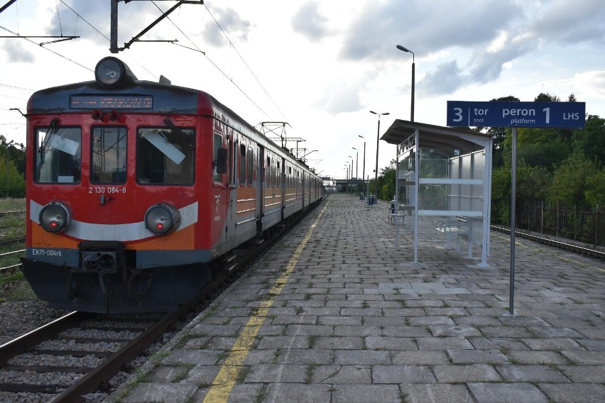 Peron kolejowy w Olkuszu
