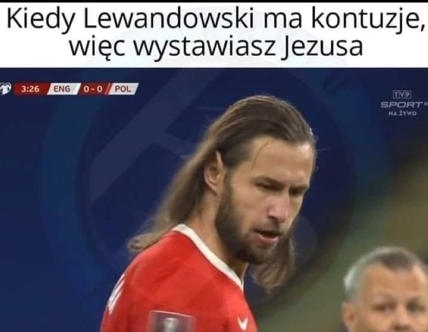 Chwilę po rozpoczęciu meczu z Anglią (1:2) Grzegorz...