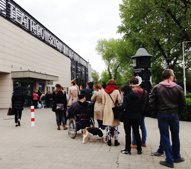 Bilet dla Dwóch w Teatrze Powszechnym. Pierwsza taka inicjatywa w Warszawie