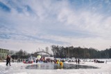 W sobotę mistrzostwa Polski w zimowym pływaniu w Dolinie Trzech Stawów