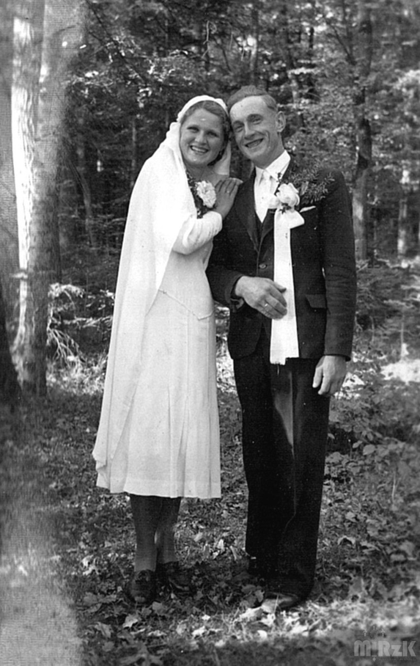 Portret ślubny z rodzinnego albumu Rudolfa Kaski, l. 30. XX...