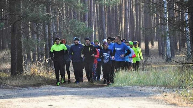 Świebodzińscy sportowcy i trenerzy nie rezygnują z aktywności w okresie epidemii koronawirusa. Ale o takich zajęciach mogą jedynie pomarzyć