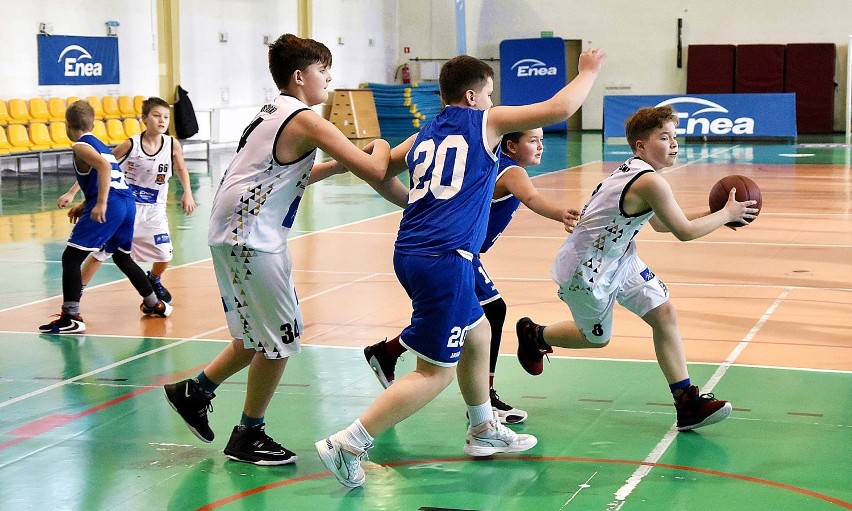 Koszykówka. W meczu ligi U12 Enea Basket Piła pokonał Basket Team Opalenica. Obejrzyjcie zdjęcia 