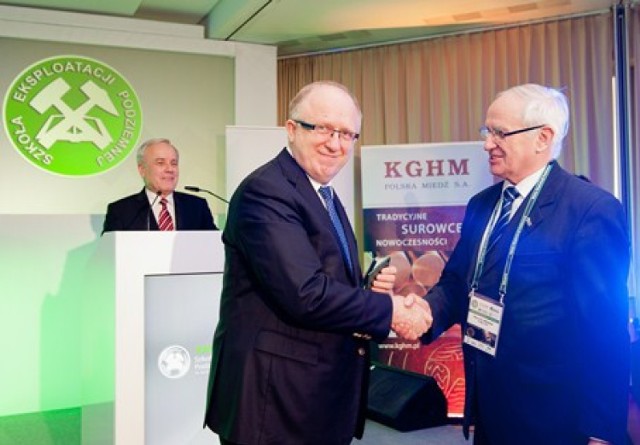 Prezes KGHM Herbert Wirth otrzymał odznakę Zasłużony dla ekologii.