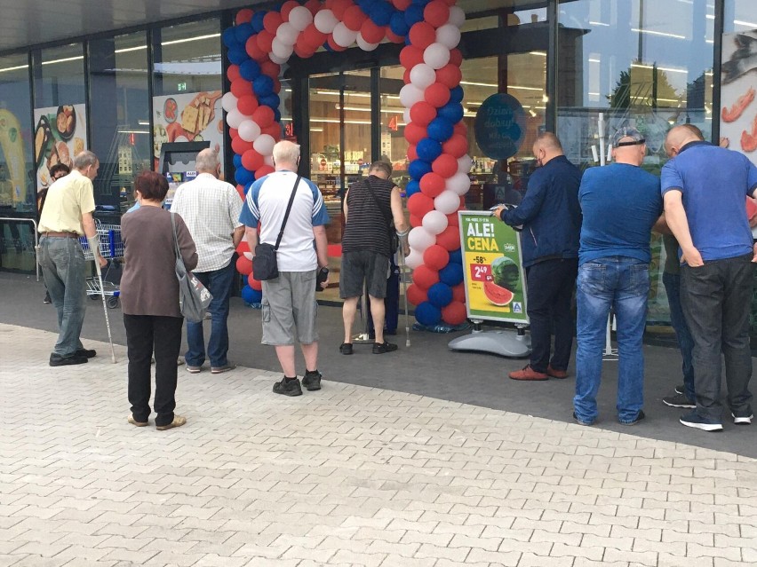 Nowy market w Pleszewie otwart