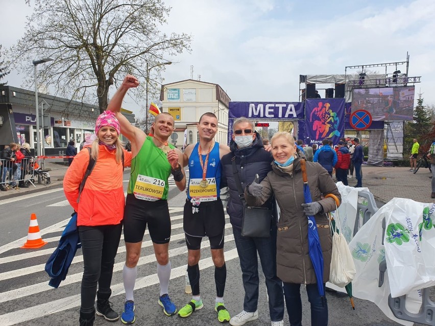 Ogromny sukces biegaczy Stargardzkiego Związku Weteranów Lekkiej Atletyki w 47. Maratonie Dębno