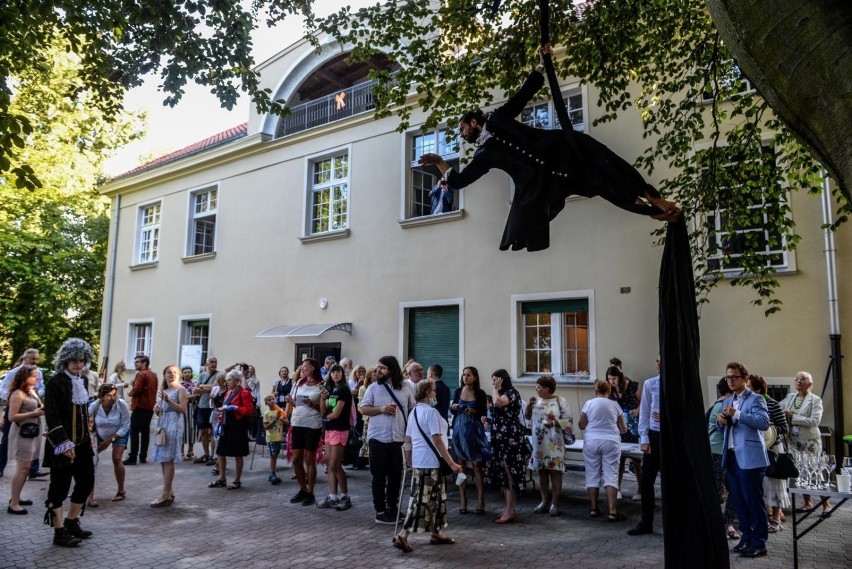 Gdańsk: Fundacja RC prezentuje odnowiony Dwór Uphagena. Prace w domu organizacji pozarządowych trwały 16 lat