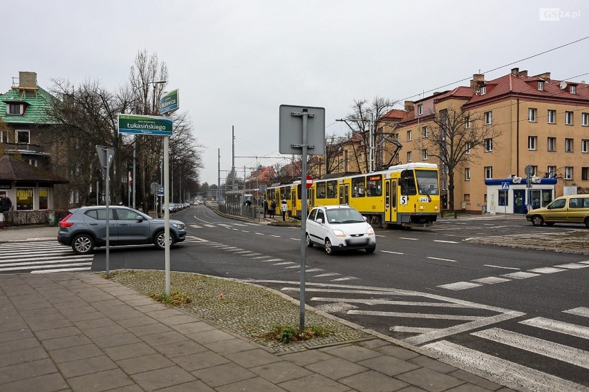 Ruszają prace na ul. Mickiewicza w Szczecinie. Na skrzyżowaniu ma być bezpieczniej