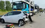 Wypadek na autostradzie A1 w okolicach Radomska. Zderzyły się trzy pojazdy. ZDJĘCIA