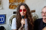 Michał Szpak odcisnął dłonie w Alei Gwiazd [zdjęcia]