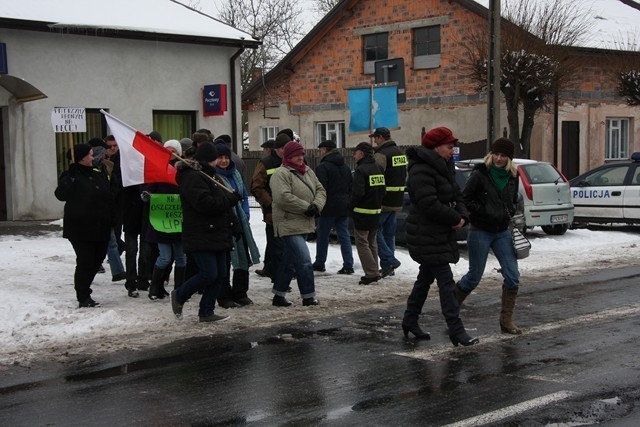 Grodziec. Blokada drogi w obronie szkół w Lipicach i Biskupicach