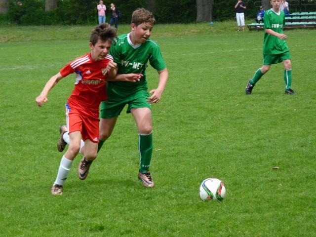 W sobotę w rozgrywkach ligi młodzików prowadzonych przez Koszaliński Okręgowy Związek Piłki Nożnej doszło do małych derbów Koszalina. Zarówno w rywalizacji rocznika 2003, jak i 2004, lepsi okazali się młodzi gracze Bałtyku, wygrywając odpowiednio 4:0 i 7:0