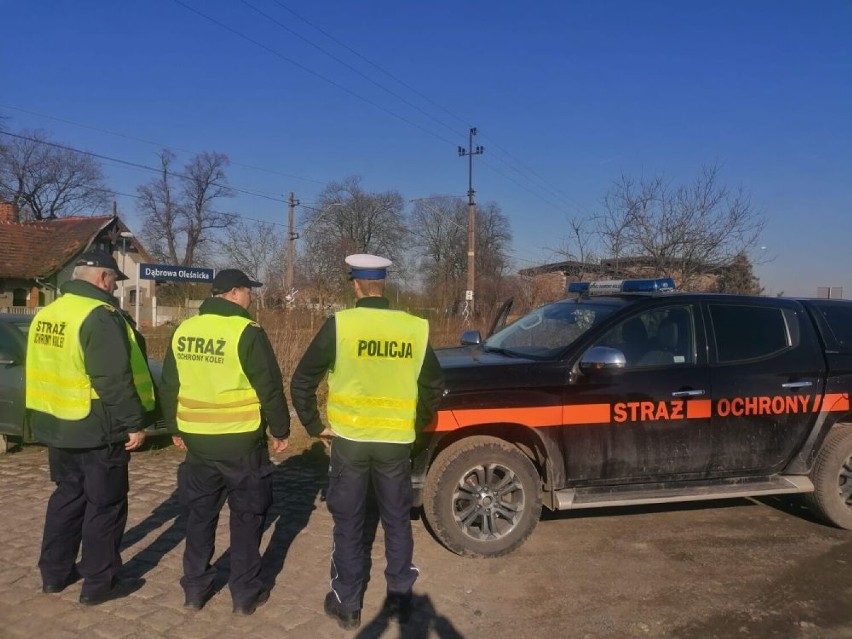 Bezpieczny Przejazd w Oleśnicy i powiecie: SOK i policja uczyli jak zachować bezpieczeństwo
