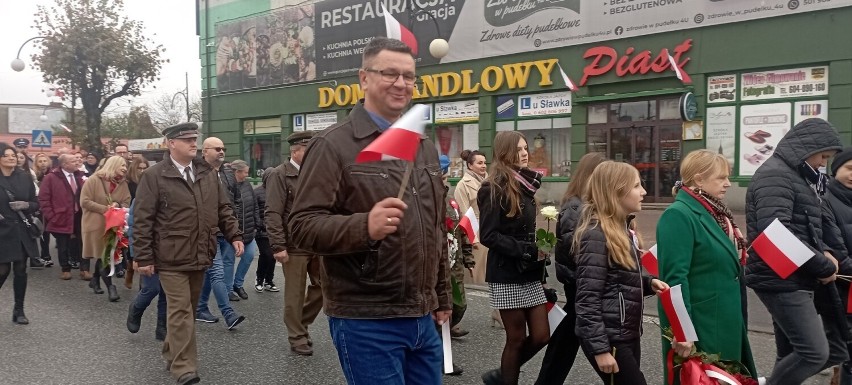 Obchody Narodowego Święta Niepodległości 2023 w Jędrzejowie. To były piękne uroczystości. Zobacz zdjęcia
