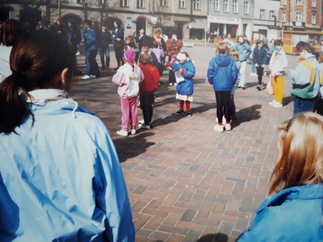 Rok 1993, "Dzień Ziemi" na chodzieskim Rynku.