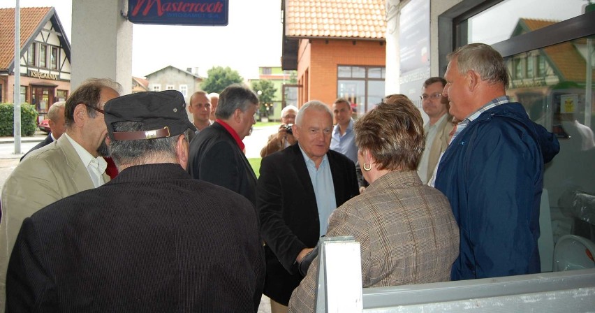 Były premier, obecny szef SLD odwiedził powiat nowodworski