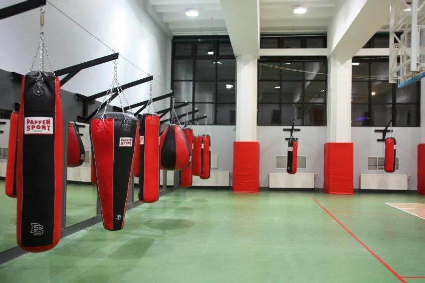 Klub bokserski Fenix w nowej sali treningowej na Torwarze [ZDJĘCIA]