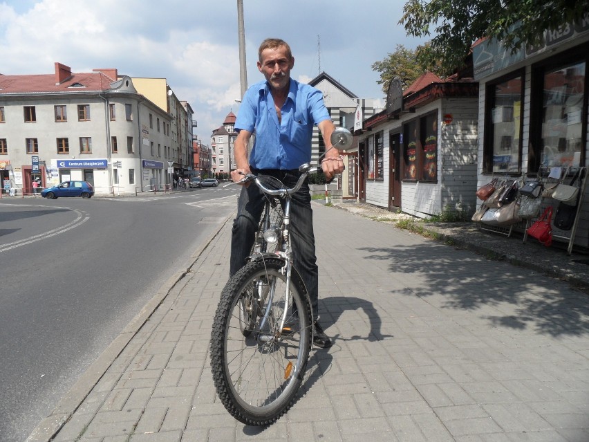 Wiktor Szeliorz
Jeżdżę na rowerze po centrum Rybnika, do...