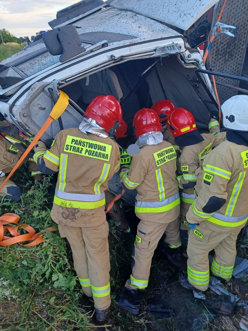 Groźny wypadek w Łubnie. W akcji udział brały wszystkie służby ratunkowe. ZDJĘCIA