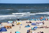 Dramat nad morzem! 32-letni policjant utonął, ratując 12-letnie dziecko! Kolejne tragiczne informacje z plaż Mierzei Wiślanej