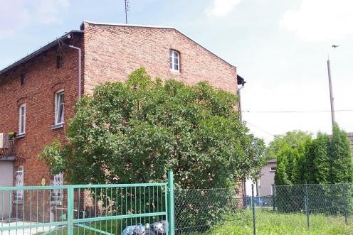 Dom dla samotnych matek w Leszczynach