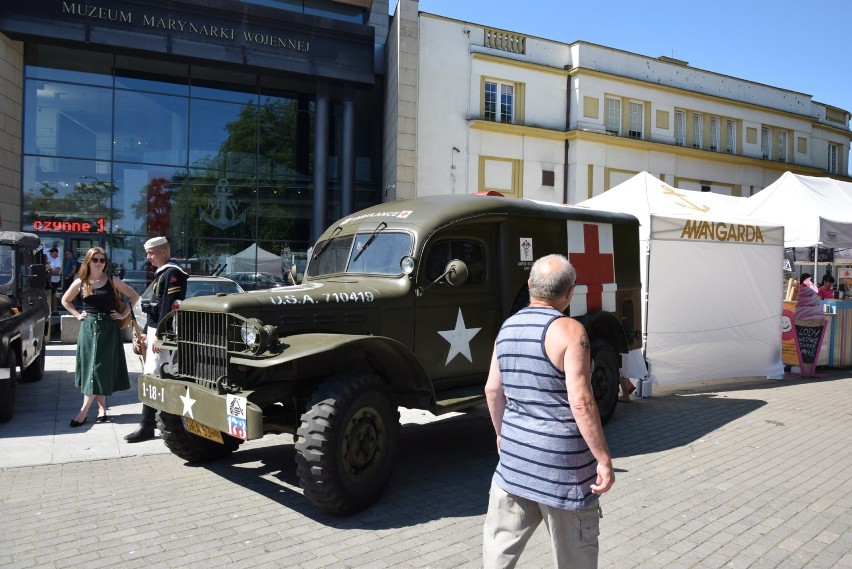 Święto Wojska Polskiego w Muzeum Marynarki Wojennej w Gdyni. Nie zabrakło grup rekonstrukcyjnych i żołnierskiej gruchówki