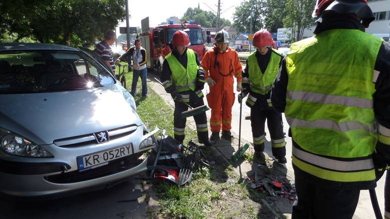 Wypadek Kraków: zderzenie samochodów na al. Jana Pawła II