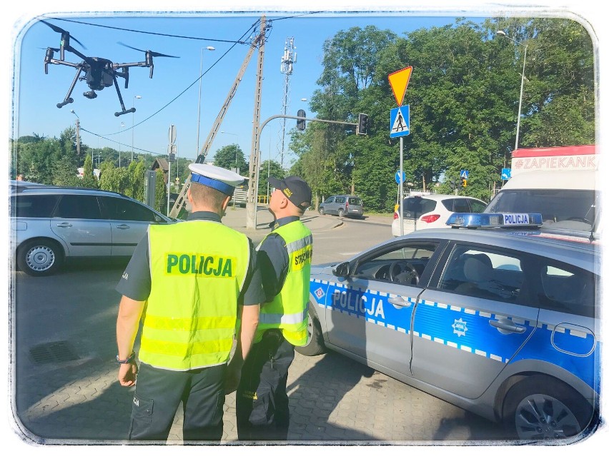 Straż gminna wraz z policją przeprowadziła akcję bezpieczeństwa za pomocą drona. Zobaczcie zdjęcia!