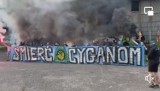 Skandaliczny transparent kiboli Ruchu Chorzów z Żor: "Śmierć Cyganom". Stowarzyszenie Romów: "Można powiedzieć, że jesteśmy zagrożeni"