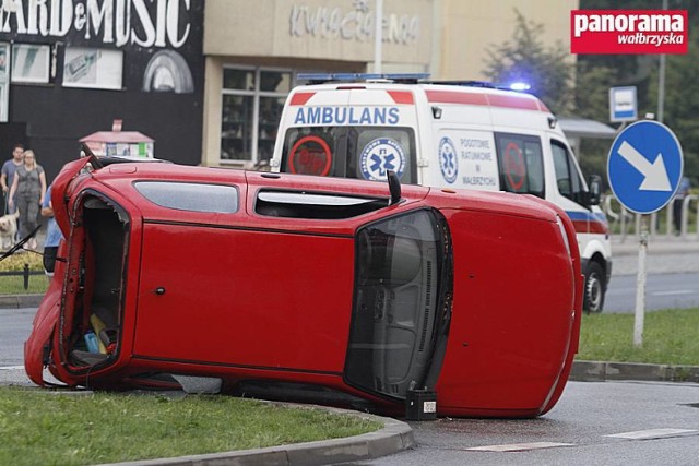 Wypadek drogowy na al. Podwale w Wałbrzychu