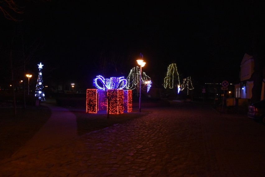 Rumia. Park Starowiejski rozświetliły iluminacje| ZDJĘCIA