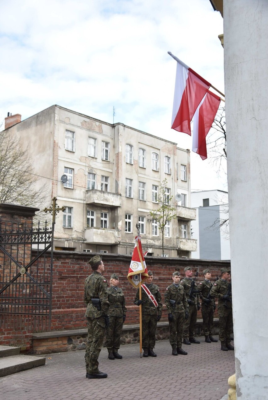 Malbork. Msza św. za Ojczyznę w rocznicę uchwalenia Konstytucji 3 maja. Naród jest jak ogród, o który trzeba dbać