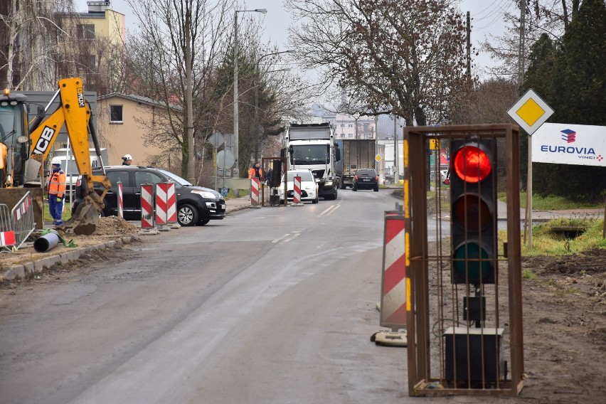 Są światła na skrzyżowaniu ulic Aliantów, 1 Stycznia i Żytniej w Żninie [aktualizacja]